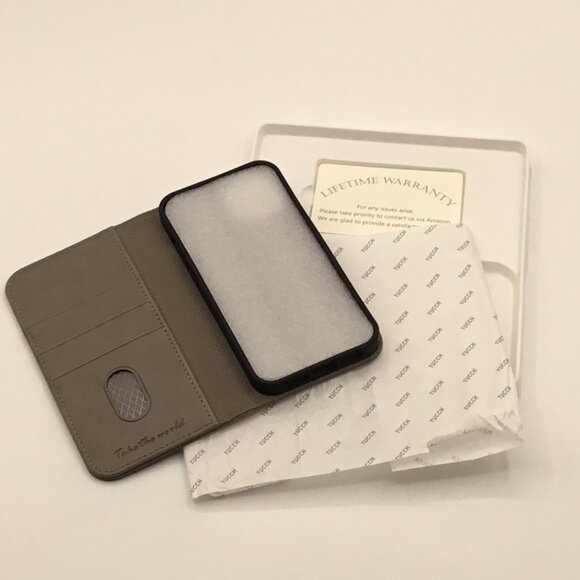 (NWT) TUCCH iPhone 13 Phone/Wallet Case - Picture 3 of 3